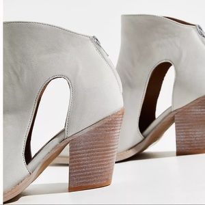NWOT Free People Wilder Ankle Boots